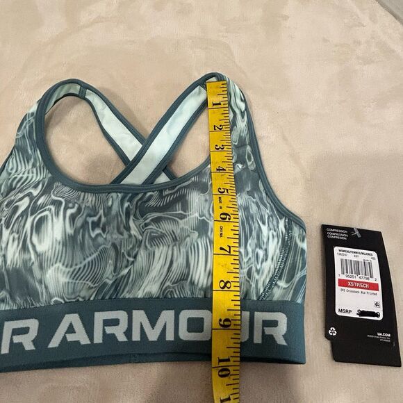 Under Armour Sports Bra Women’s Size XS Printed Cross back Mid Compression Bra - Picture 6 of 10